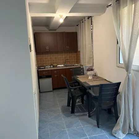 Lägenhet Vivi Golem (Tirana)