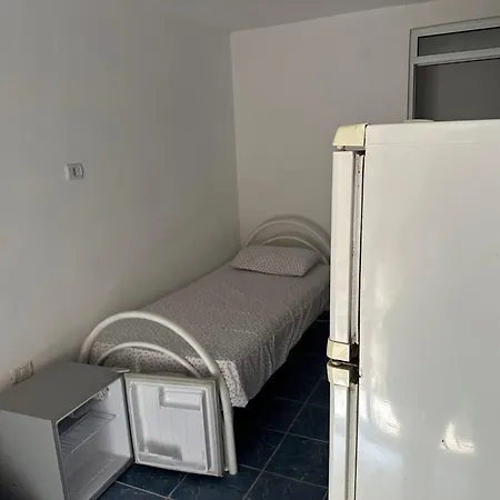 Vivi Apartment *